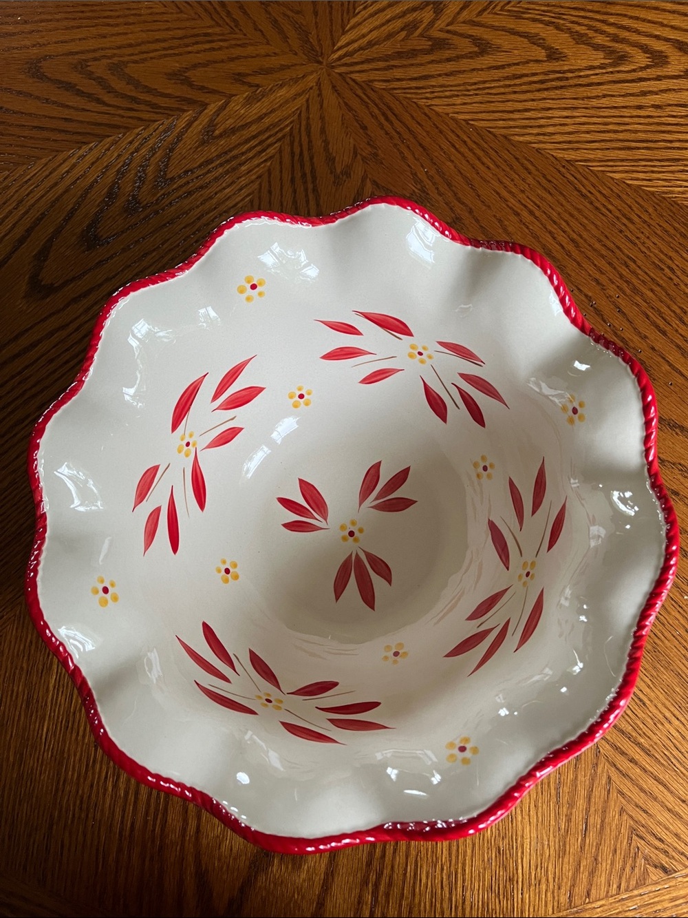 Temp-tations Old World Red 2 qt Mixing/Serving Bowl with Scalloped Edge
